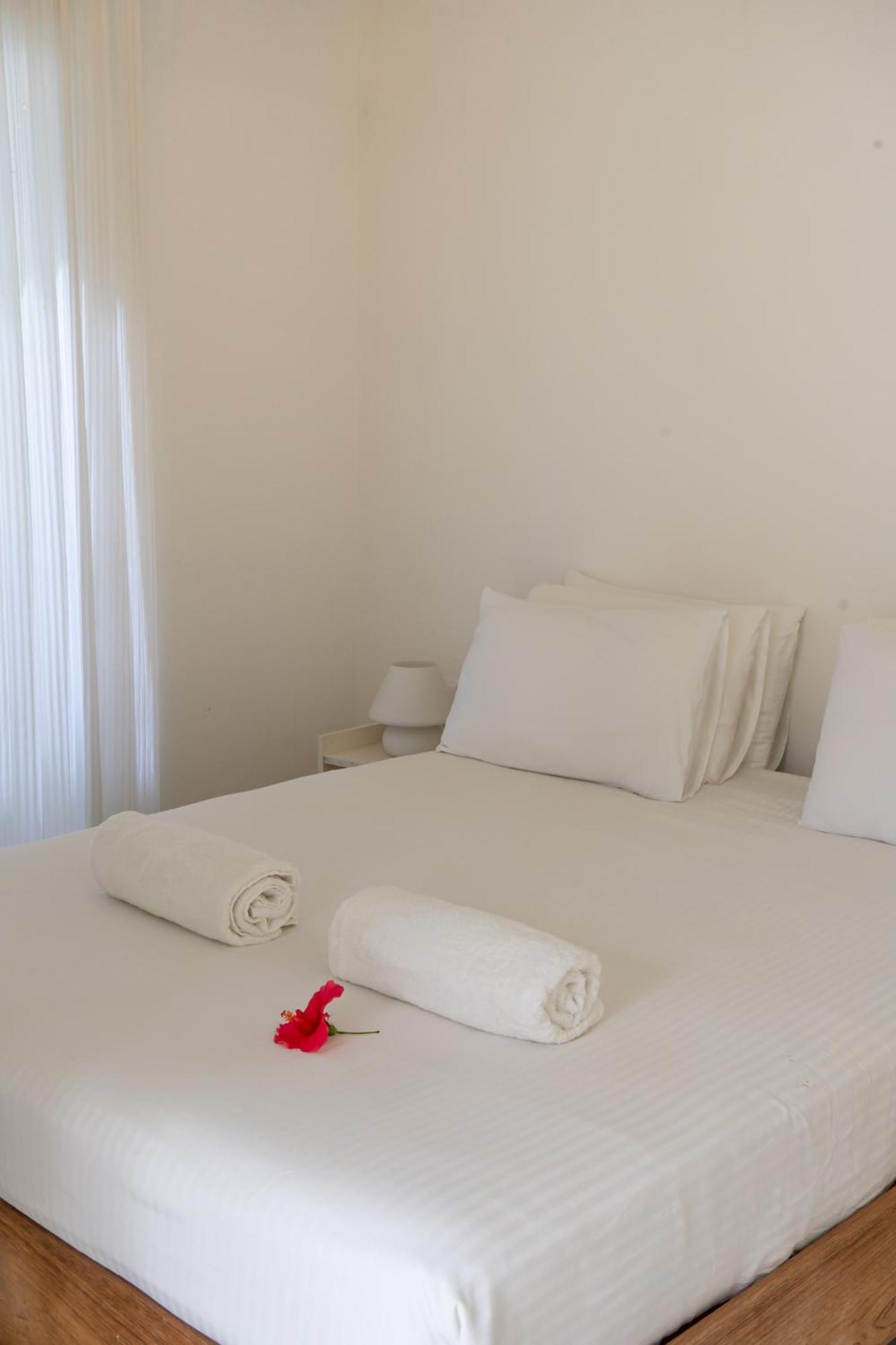 Vaali Maldives Island Escapes & Dive Hotel Felidhoo Exterior foto